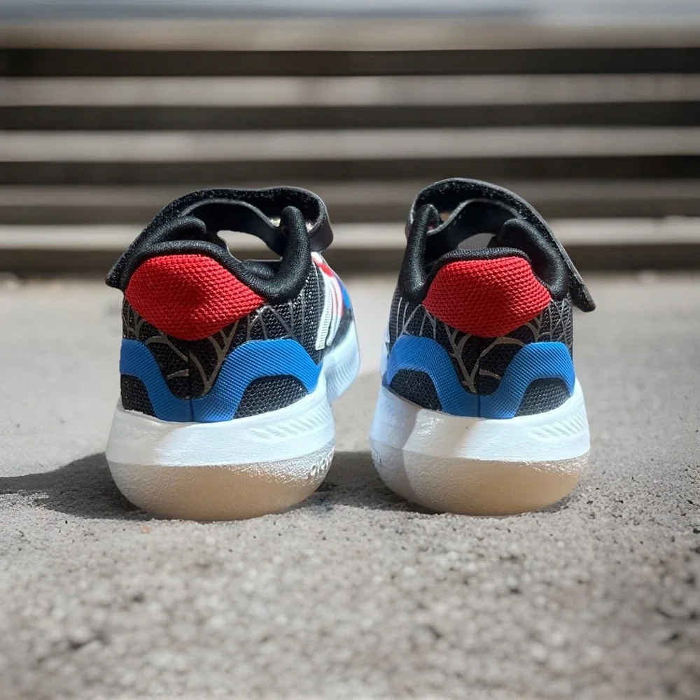 ADIDAS‎ MARVEL SPIDER-MAN RUNFALCON SHOES KIDS Size 5
